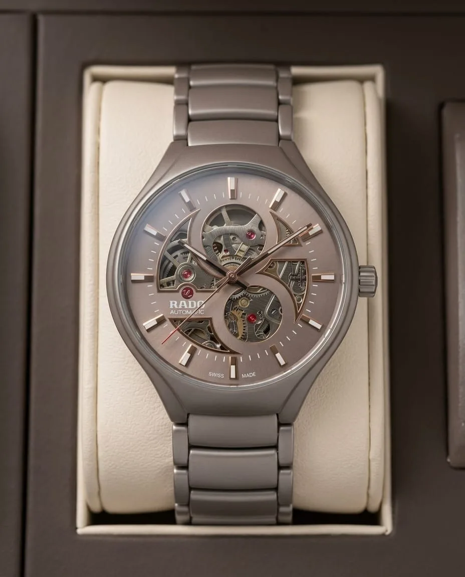 Rado True Round 40 quartz view 2